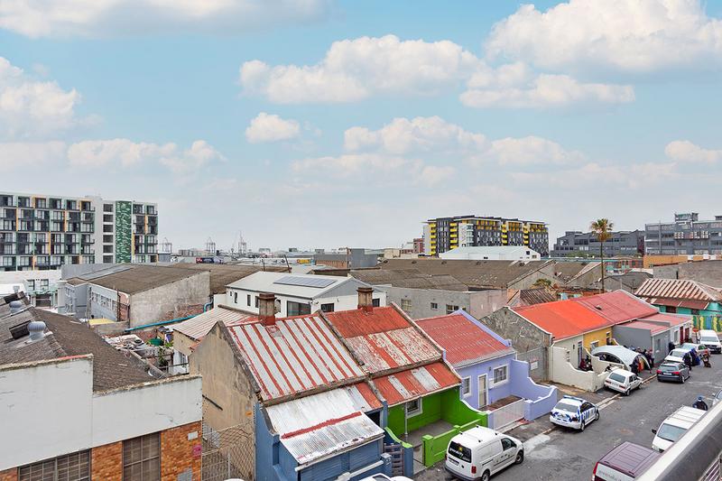 To Let 1 Bedroom Property for Rent in Woodstock Western Cape